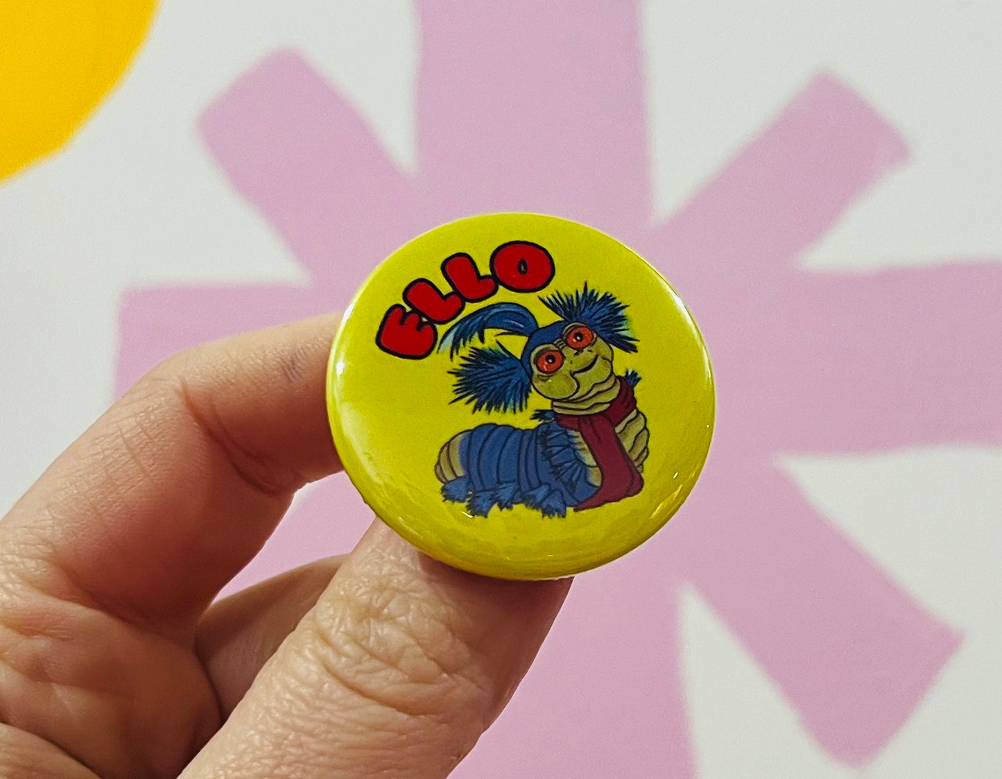 Ello Labyrinth pin Badge
