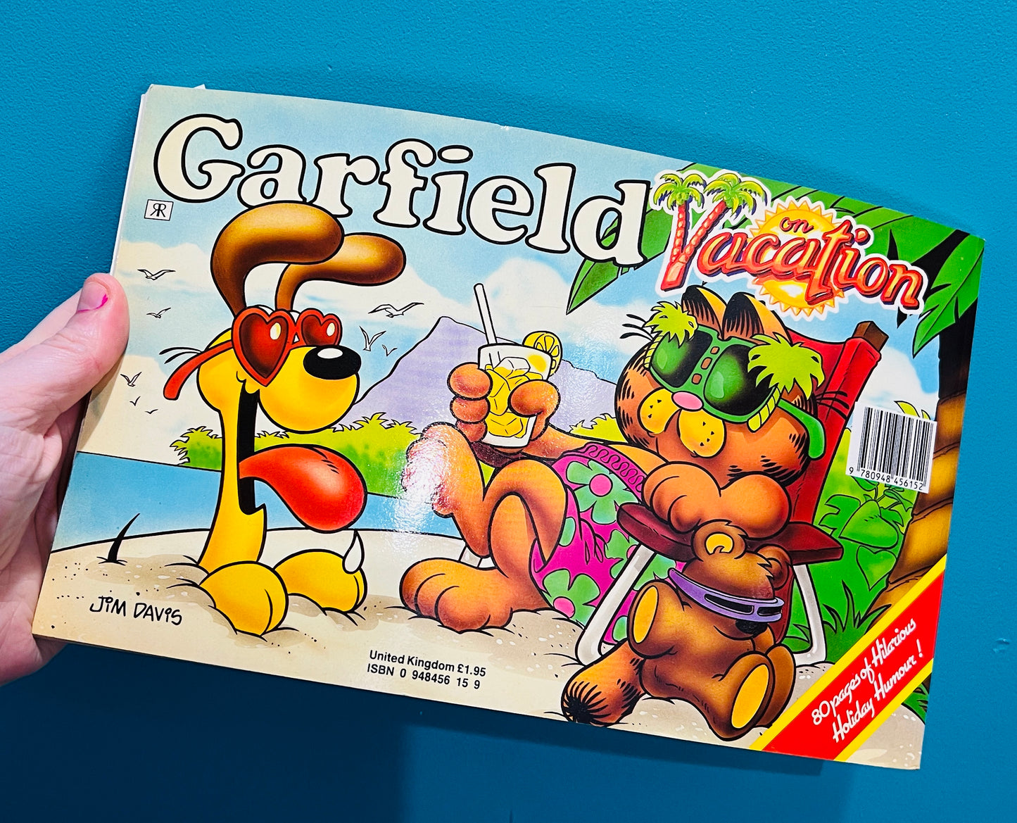 Vintage 1990s Garfield Vacation book