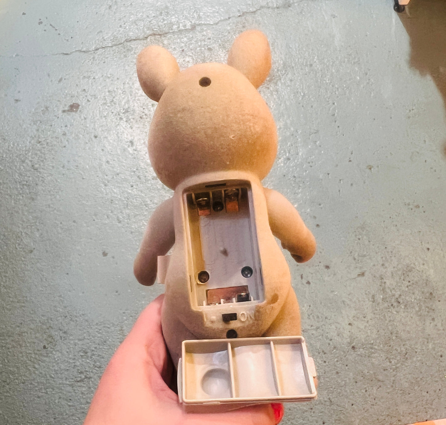 1980's Large 7" Sylvanian Families Rabbit Storyteller - still moves!