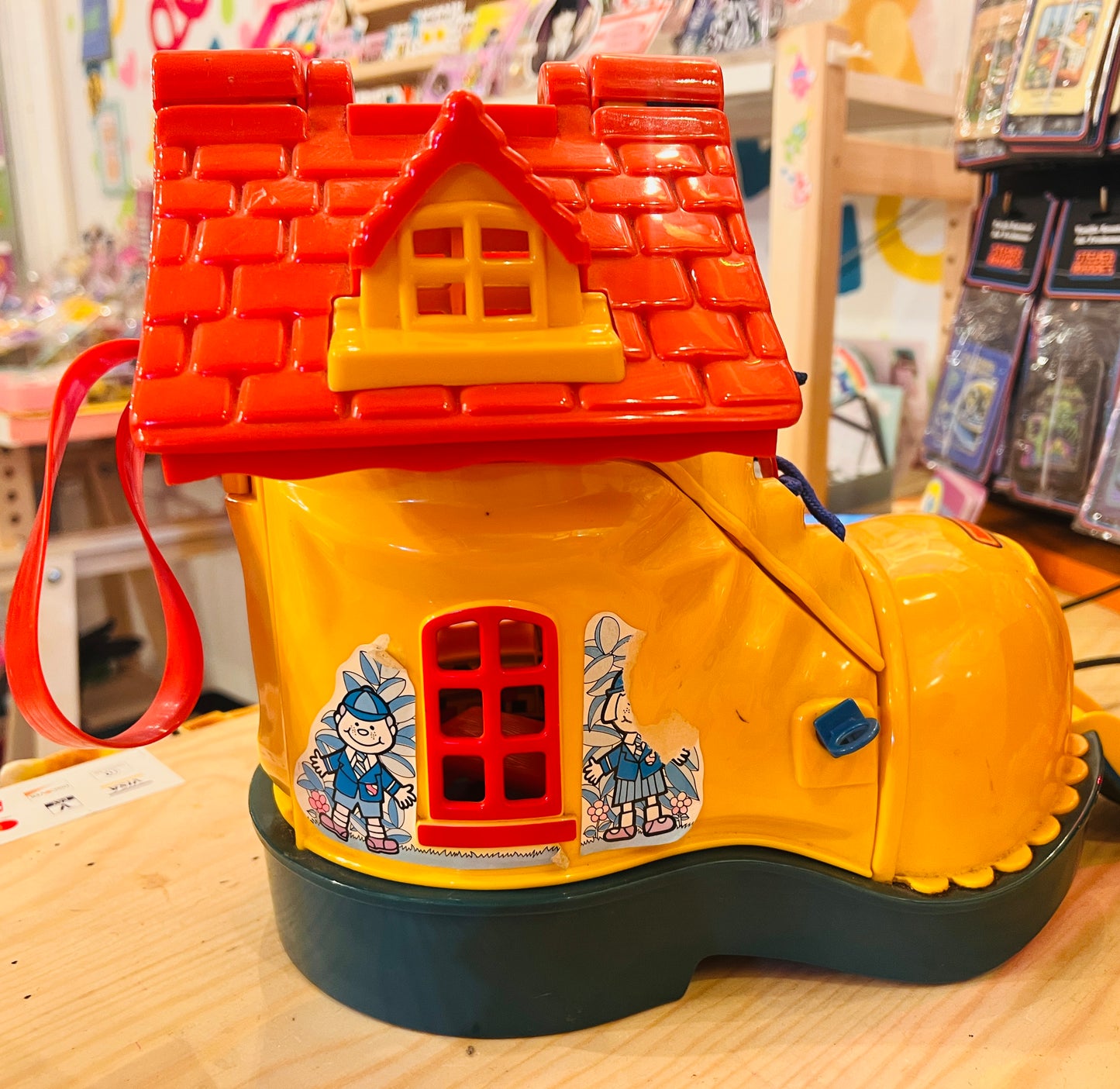 1983 Matchbox Shoe School Playlet