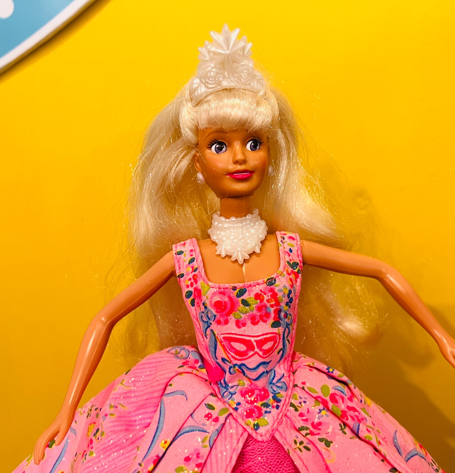 1995 Magic Eye Sindy Doll - still works!
