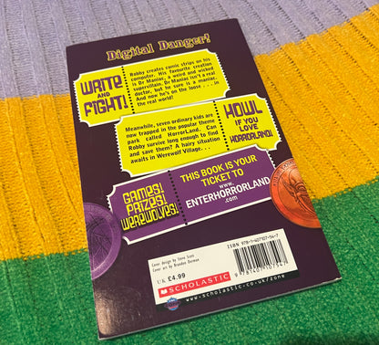 Horrorland - Dr Maniac vs Robbie Schwartz Goosebumps book