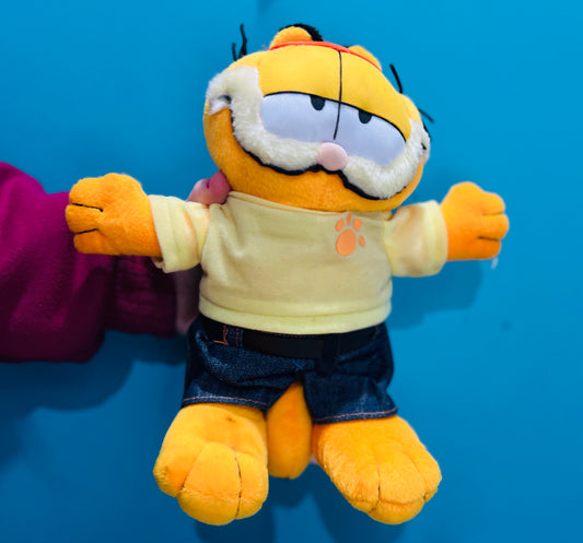 2002 Play by Play summer clothed Garfield plush