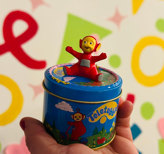 1996 COMPLETE Po Teletubby sweet tin with original sweets!