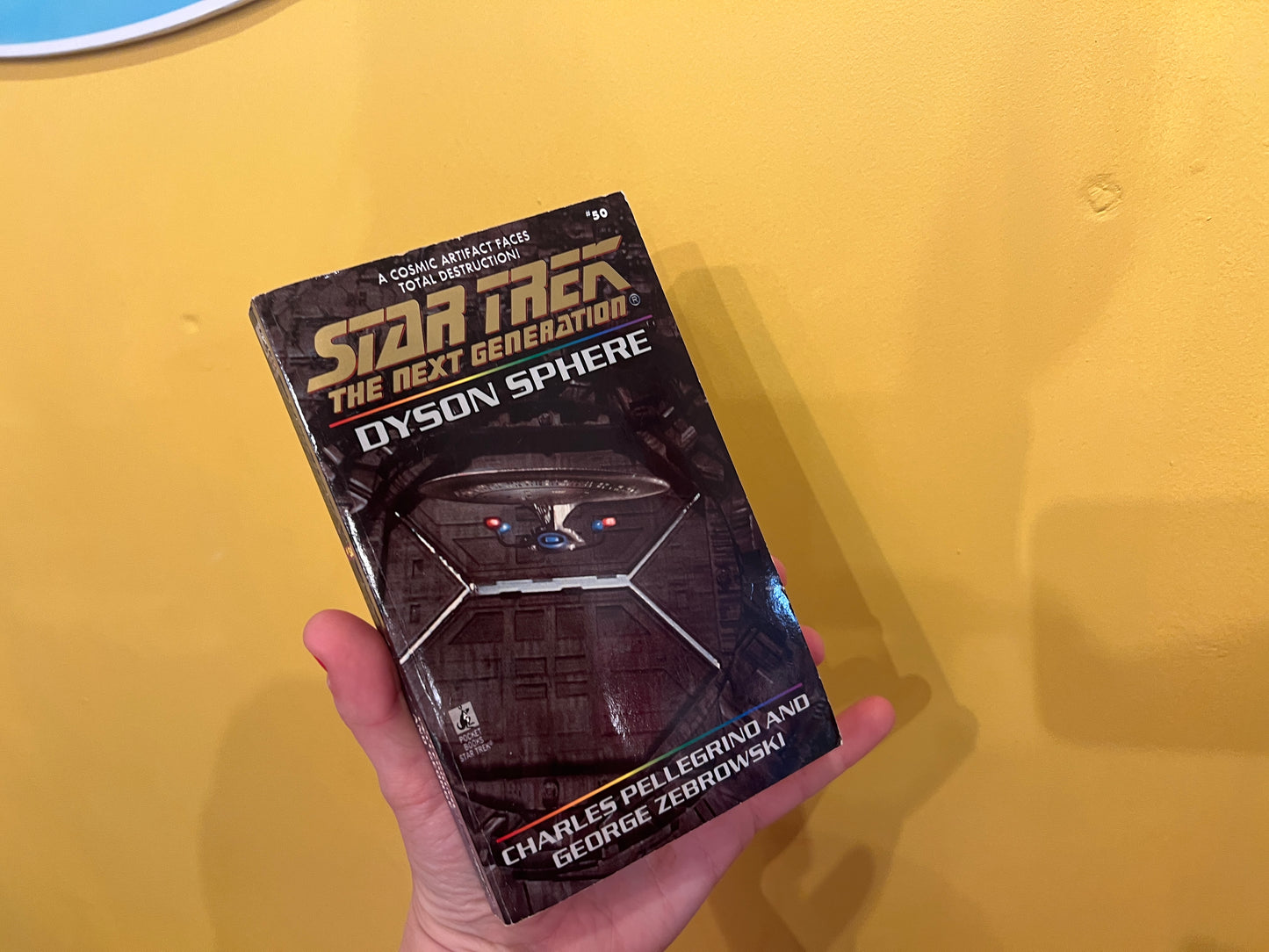 Vintage Star Trek The Next Generation book - Dyson Sphere