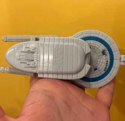1995 U.S.S Hood Star Trek Playmates set with Riker & Geordi La Forge figure