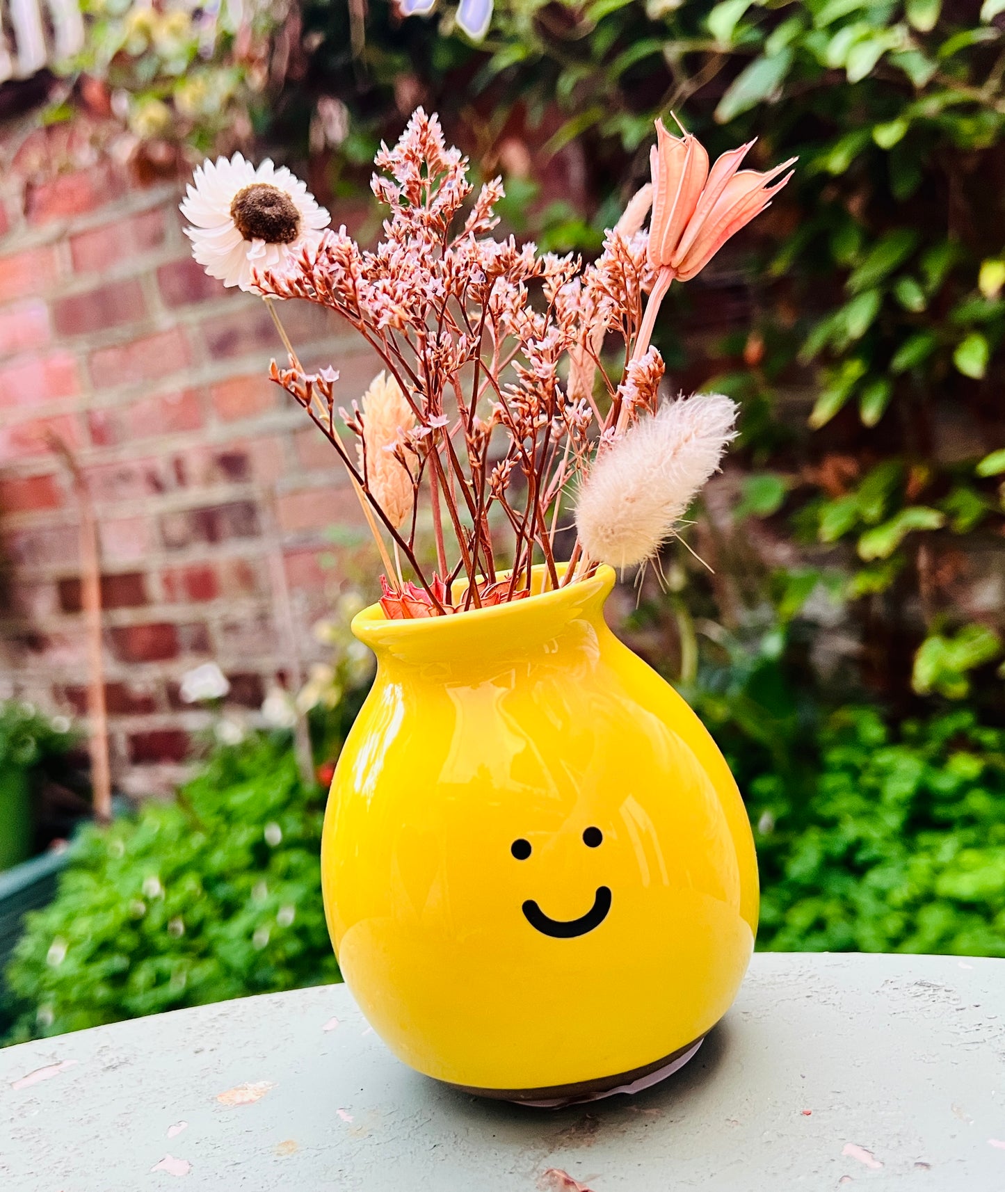 Mini Happy ceramic vase