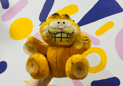 1981 Vintage Eyes On You Garfield plush with suckers!