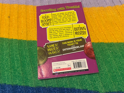 Horrorland - Welcome to Camp Slither Goosebumps book