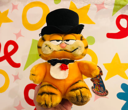 Vintage 1981 Dakin Garfield Marriage Groom plush with tag