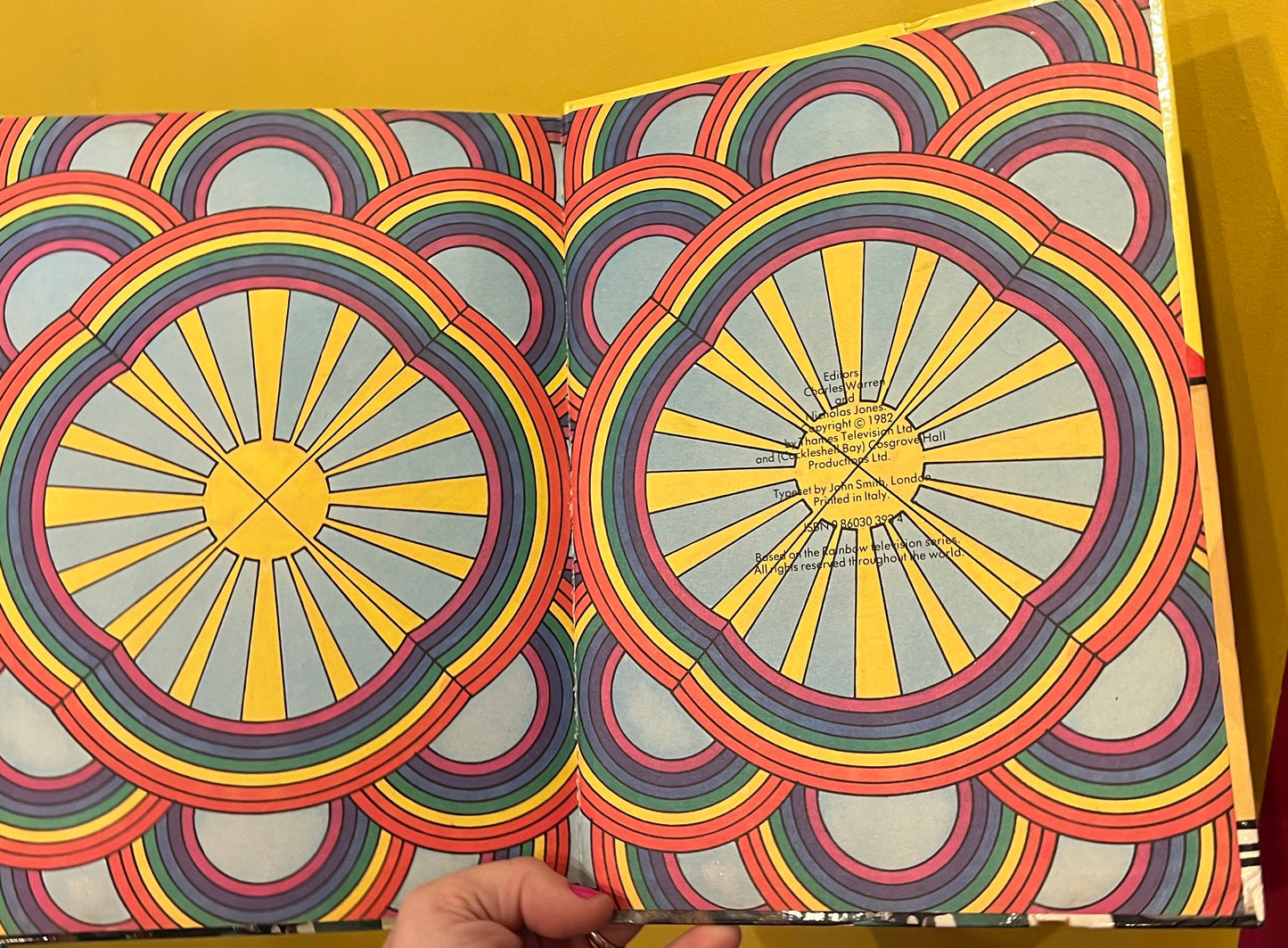 1983 Rainbow annual