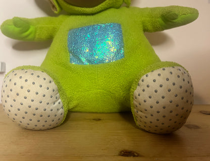 1996 15” vintage Talking Dipsy Teletubby