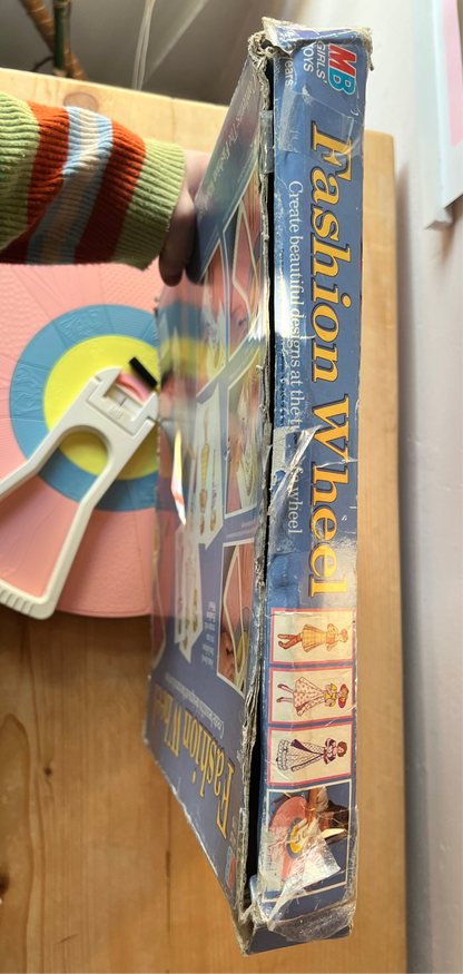 RARE Vintage 1990 Fashion Wheel - incomplete