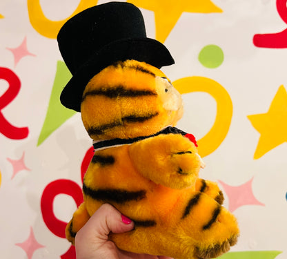 Vintage 1981 Dakin Garfield Marriage Groom plush with tag