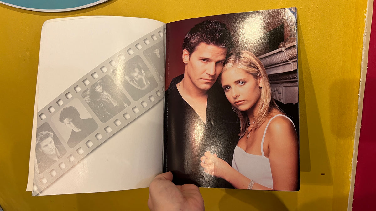1999 The Essential Angel Buffy the Vampire Slayer poster book