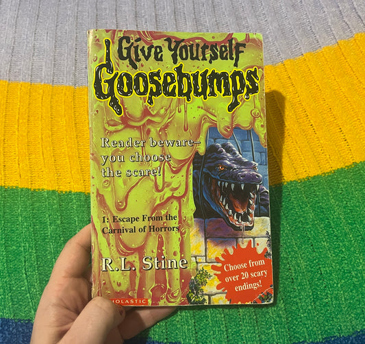 (1) Escape from the Carnival of Horrors Give Yourself Goosebumps book