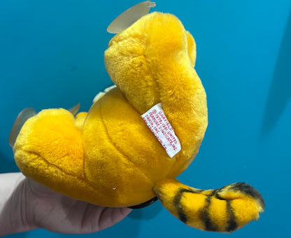 1981 Vintage Eyes On You Garfield plush with suckers!