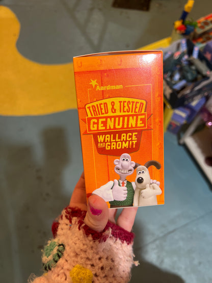 Wallace Solar Pal