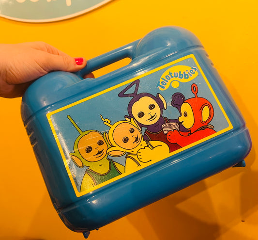 90’s Teletubby lunchbox case