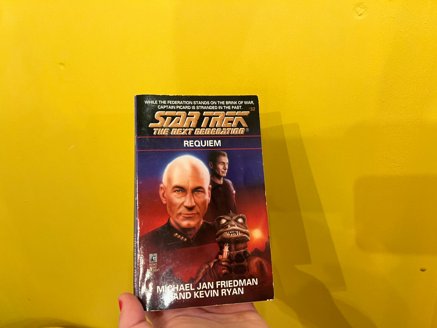 Vintage Star Trek The Next Generation book Slight reader- Requiem