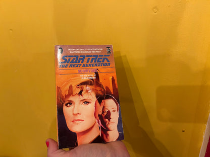 Vintage Star Trek The Next Generation book Slight reader- Survivors