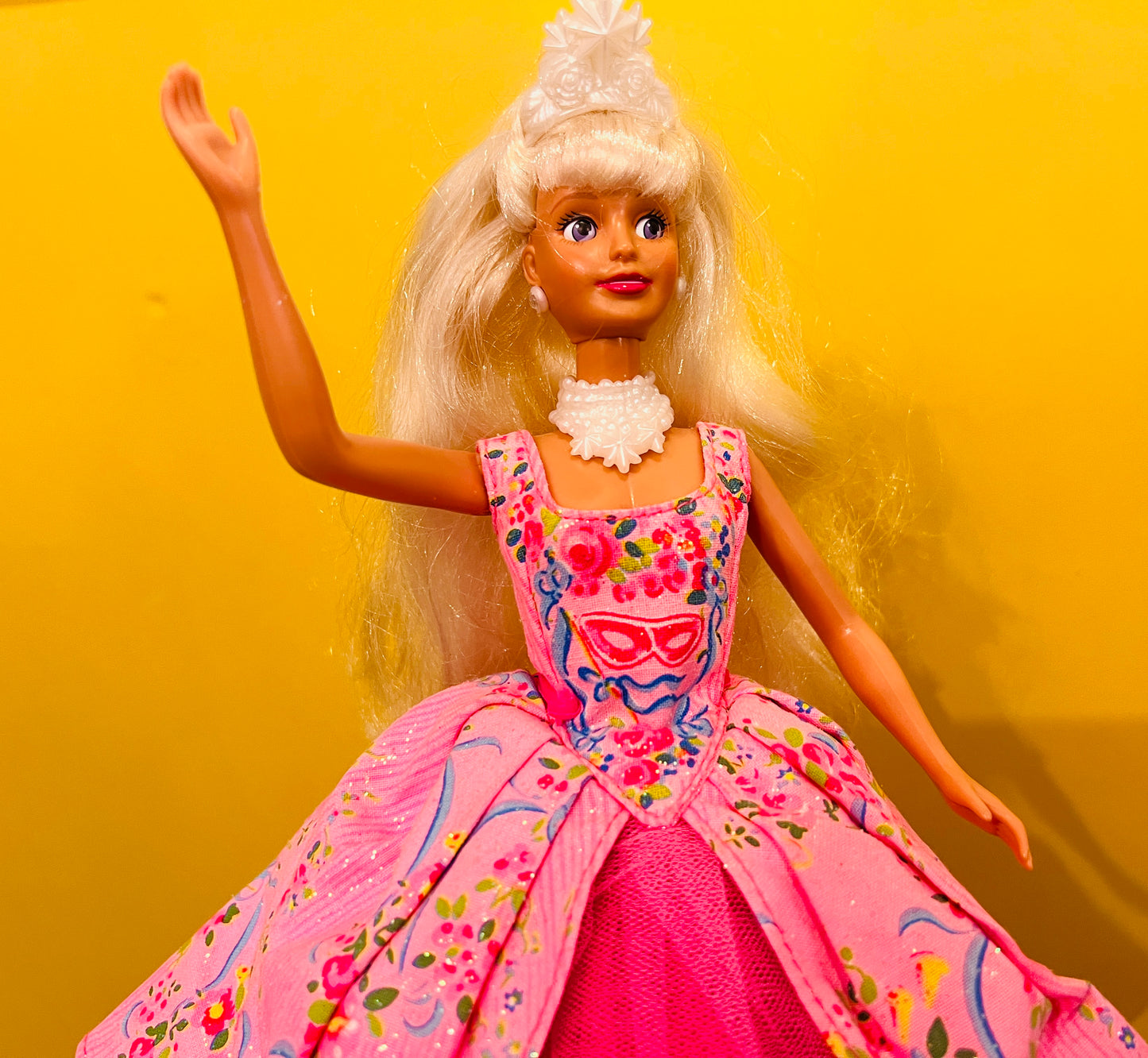 1995 Magic Eye Sindy Doll - still works!