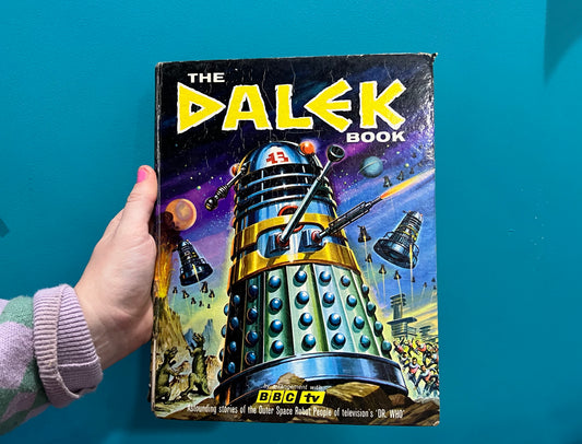 Vintage 1964 Dr Who Dalek book