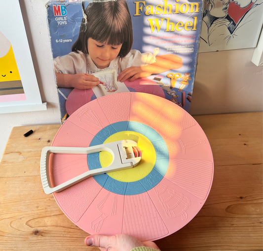 RARE Vintage 1990 Fashion Wheel - incomplete