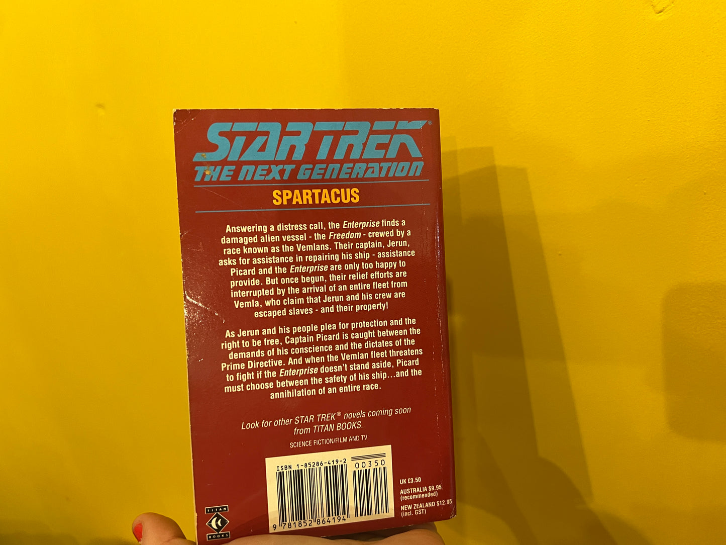 Vintage Star Trek The Next Generation book - Spartacus