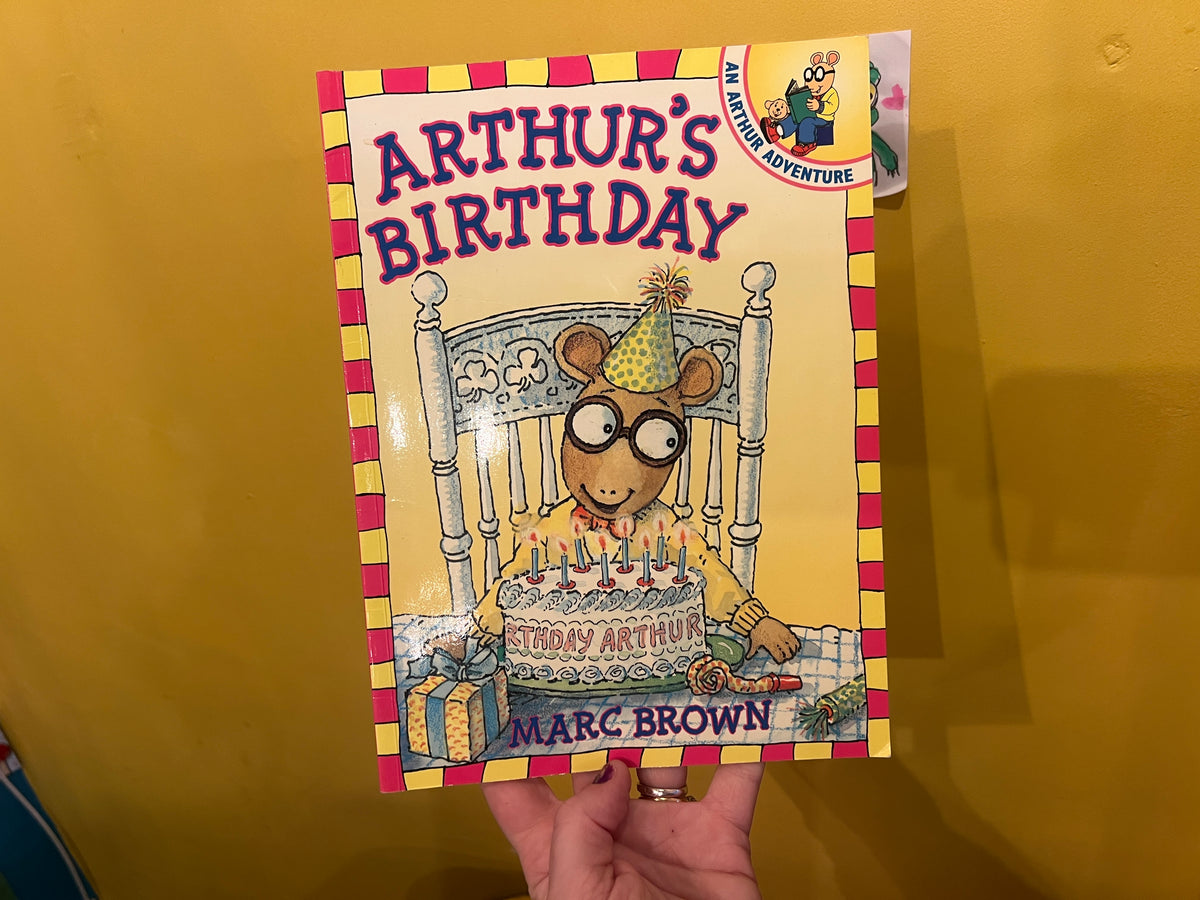1989 Arthur’s Birthday paperback book