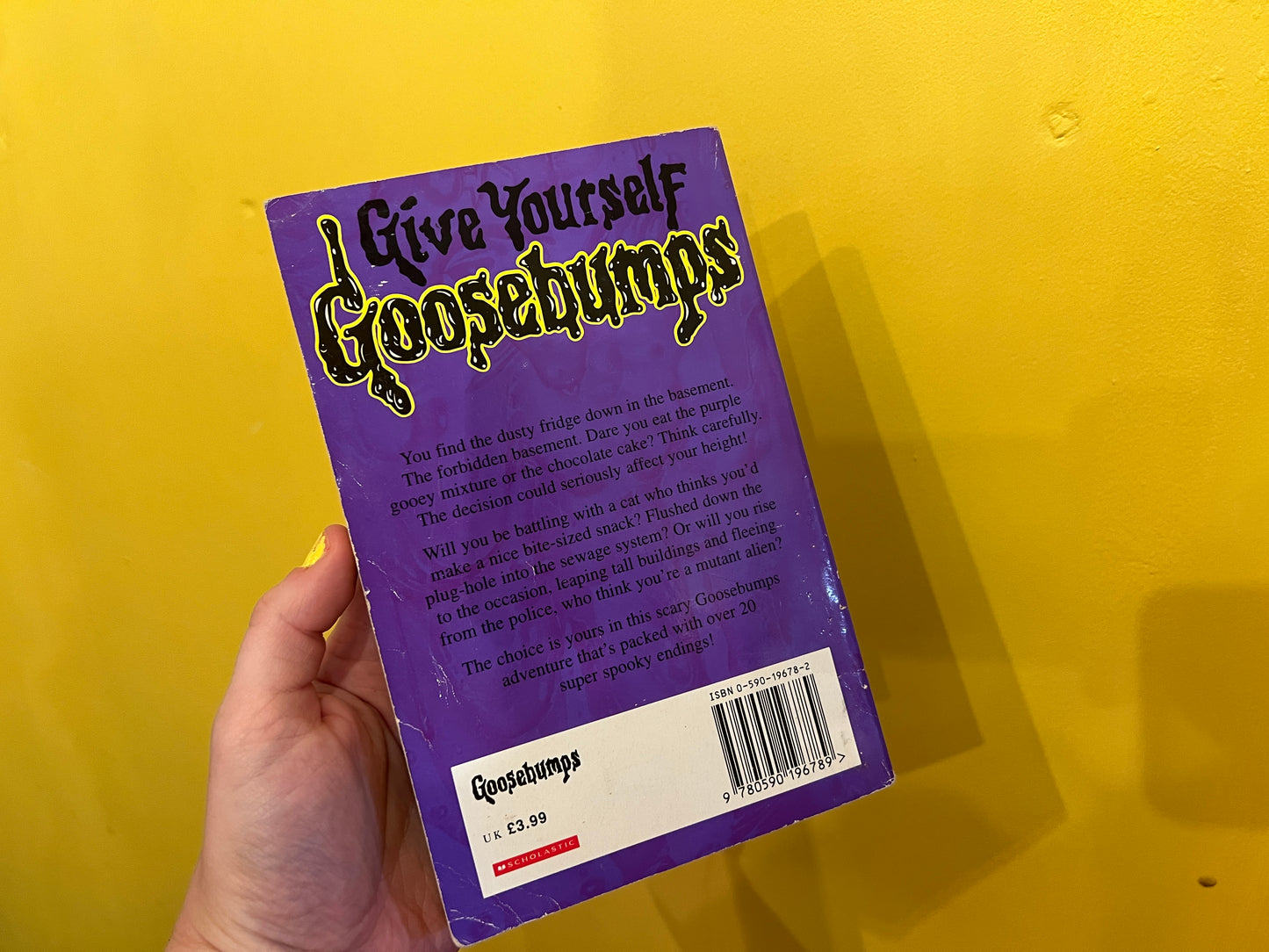 Goosebumps Beware of the Purple Peanut Butter - chose your own scare book