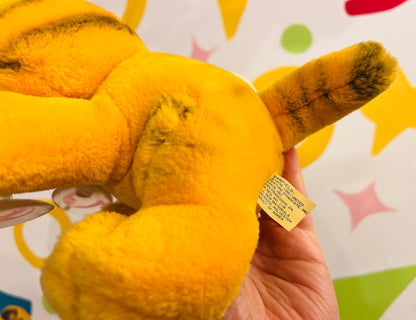 1978 Vintage Dakin Garfield Stuck On You Plush With Suction Cups (faded)