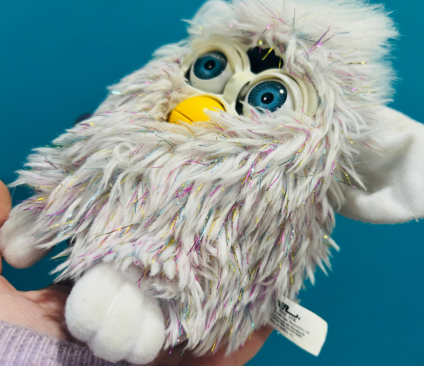 Vintage 1998 Champagne Furby - works but missing one set of lashes