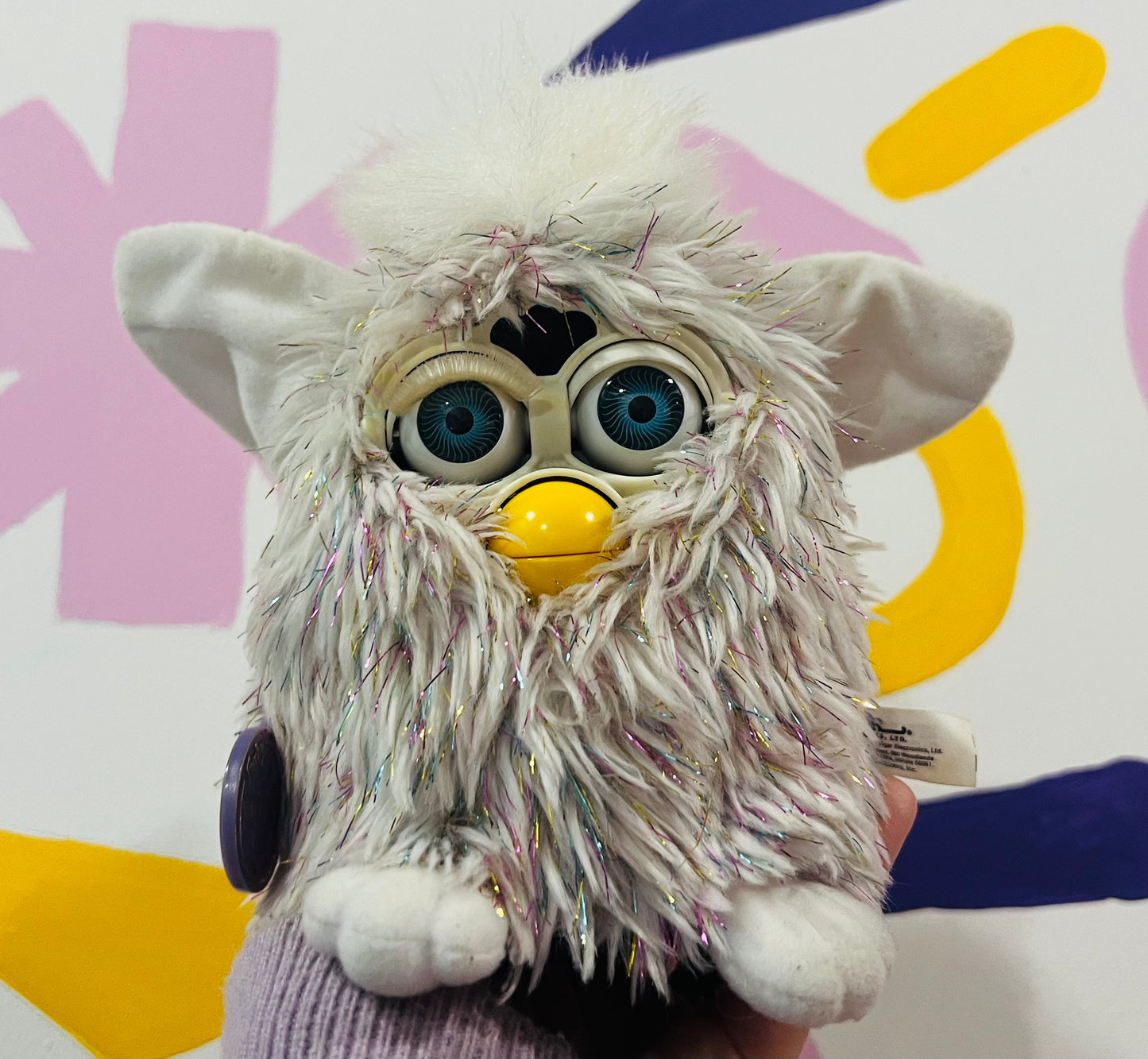 Vintage 1998 Champagne Furby - works but missing one set of lashes