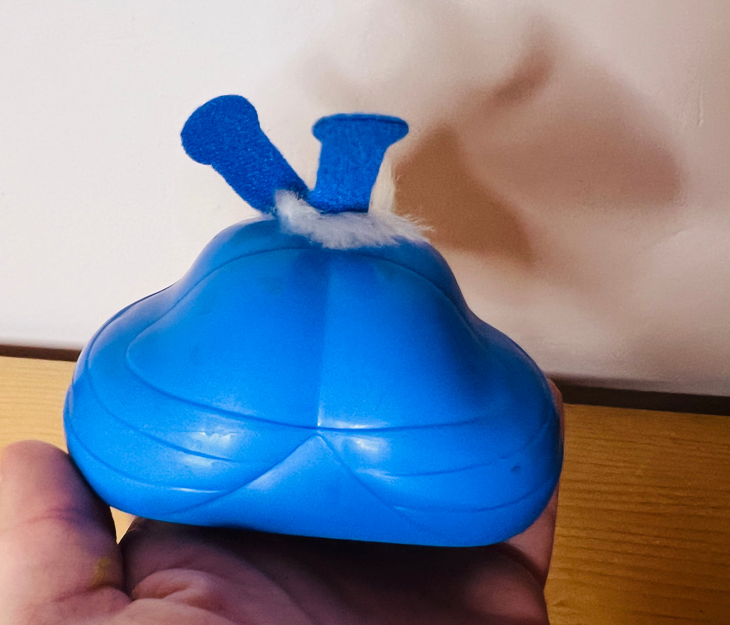 Blue McDonalds 2001 Shelby Furby toy