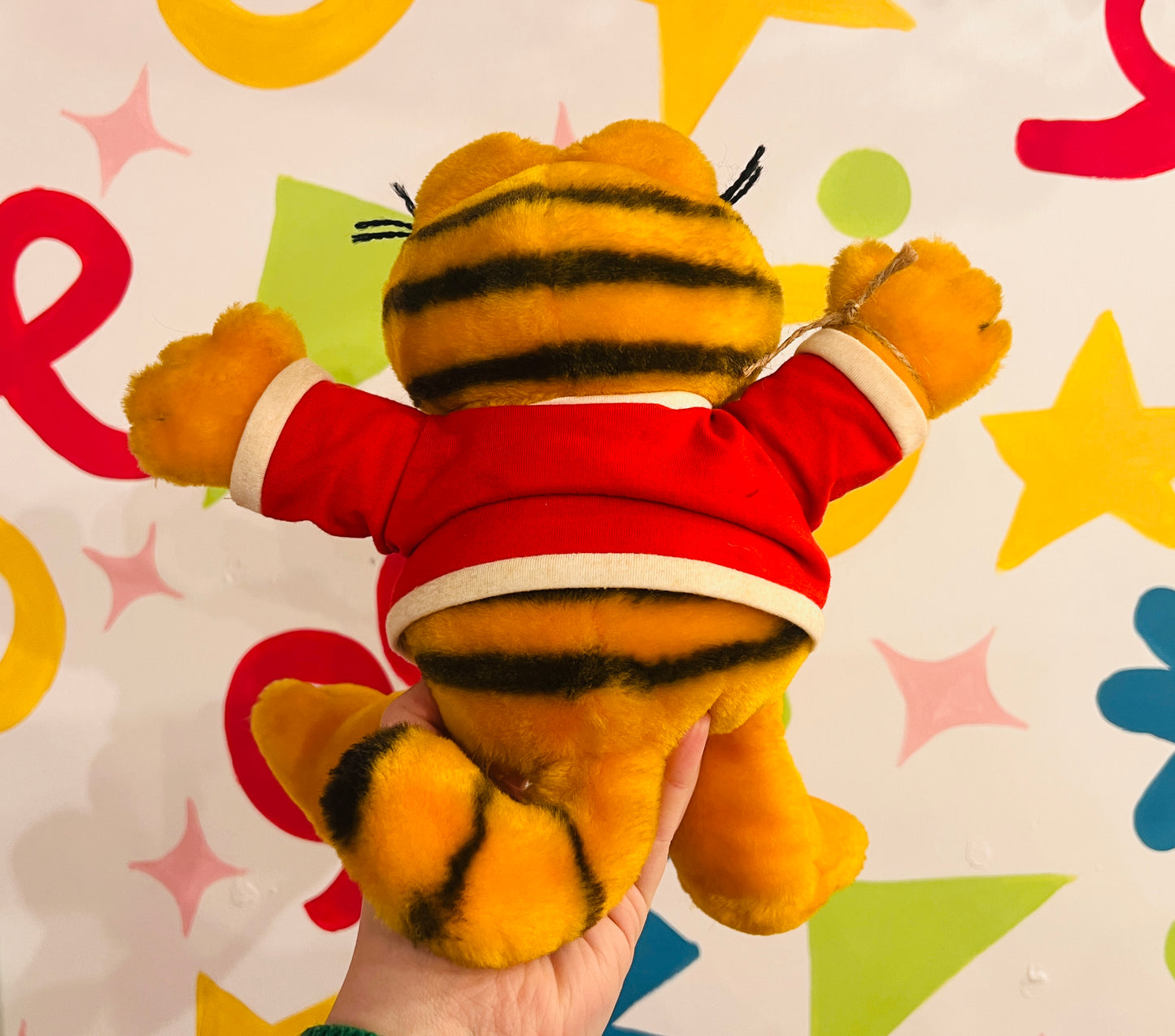 Vintage 1980s Garfield plush toy with Kissy T-shirt