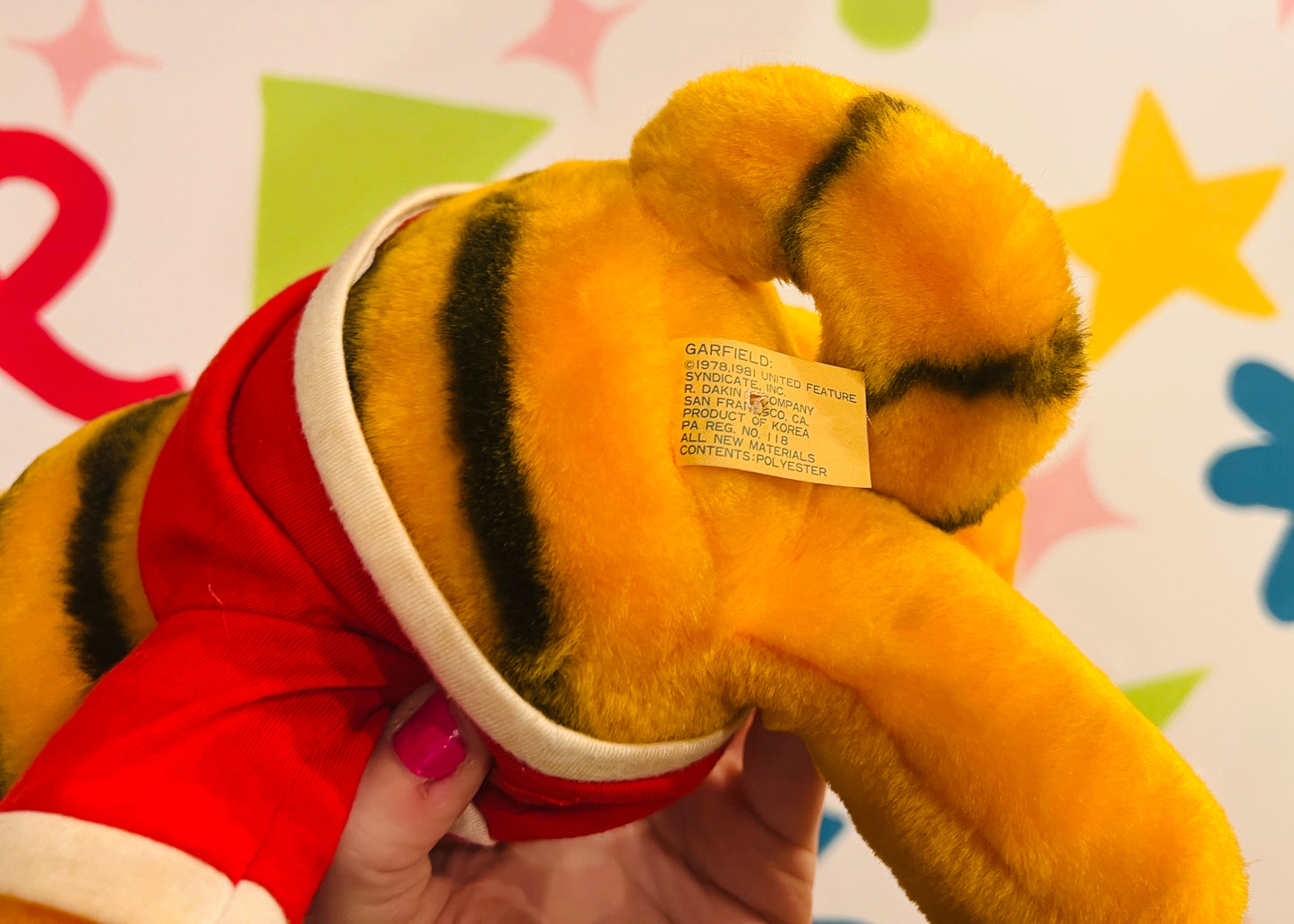 Vintage 1980s Garfield plush toy with Kissy T-shirt