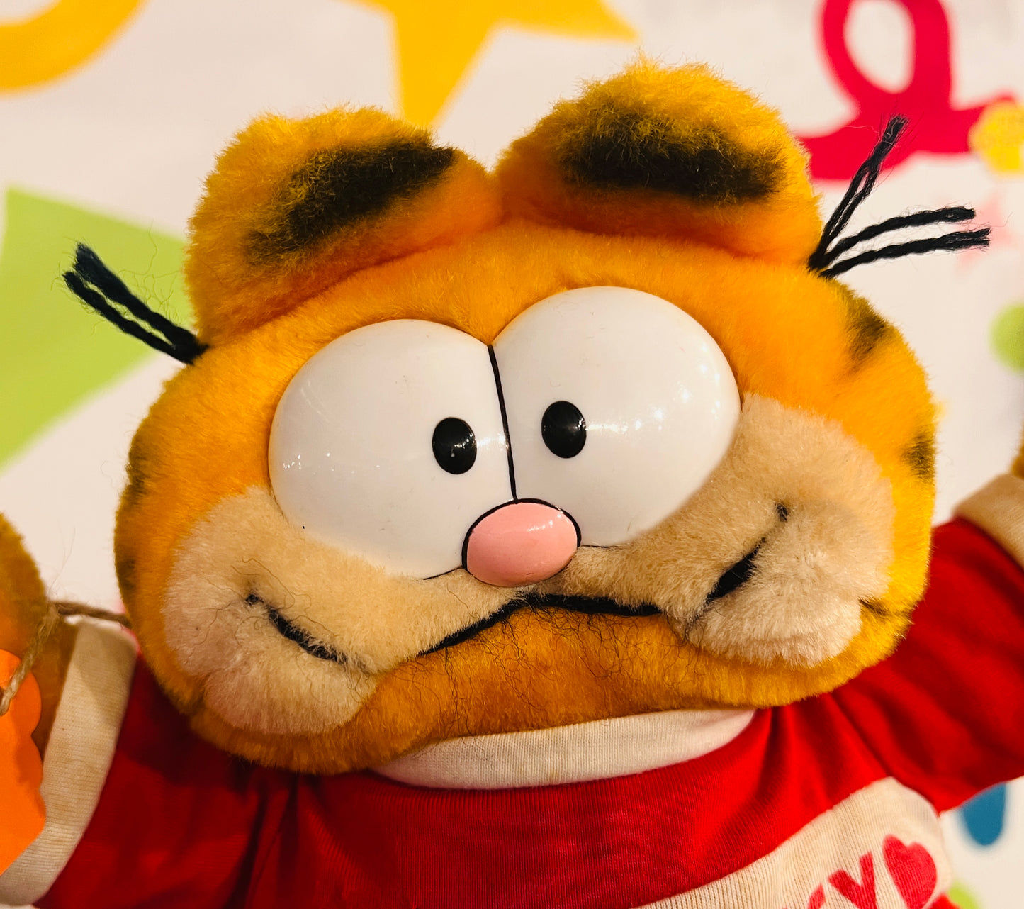 Vintage 1980s Garfield plush toy with Kissy T-shirt