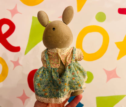 1980's Large 7" Sylvanian Families Rabbit Storyteller - still moves!