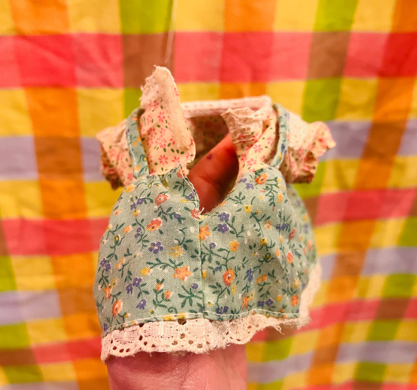 1980's Large 7" Sylvanian Families Rabbit Storyteller - still moves!