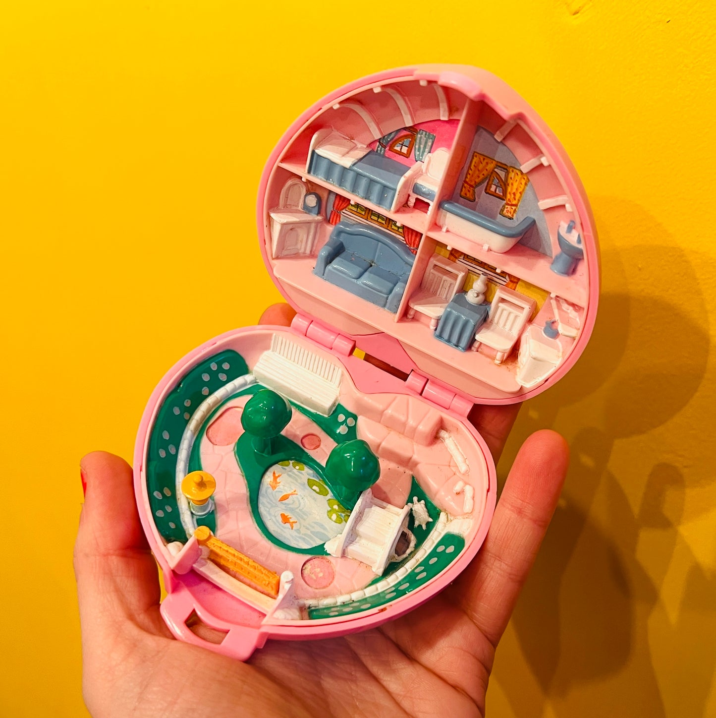 1989 Polly Pocket Country Cottage set - Complete!
