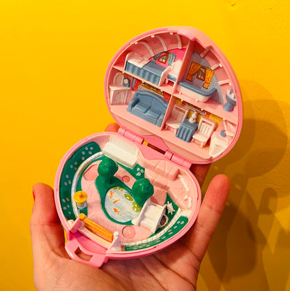 1989 Polly Pocket Country Cottage set - Complete!