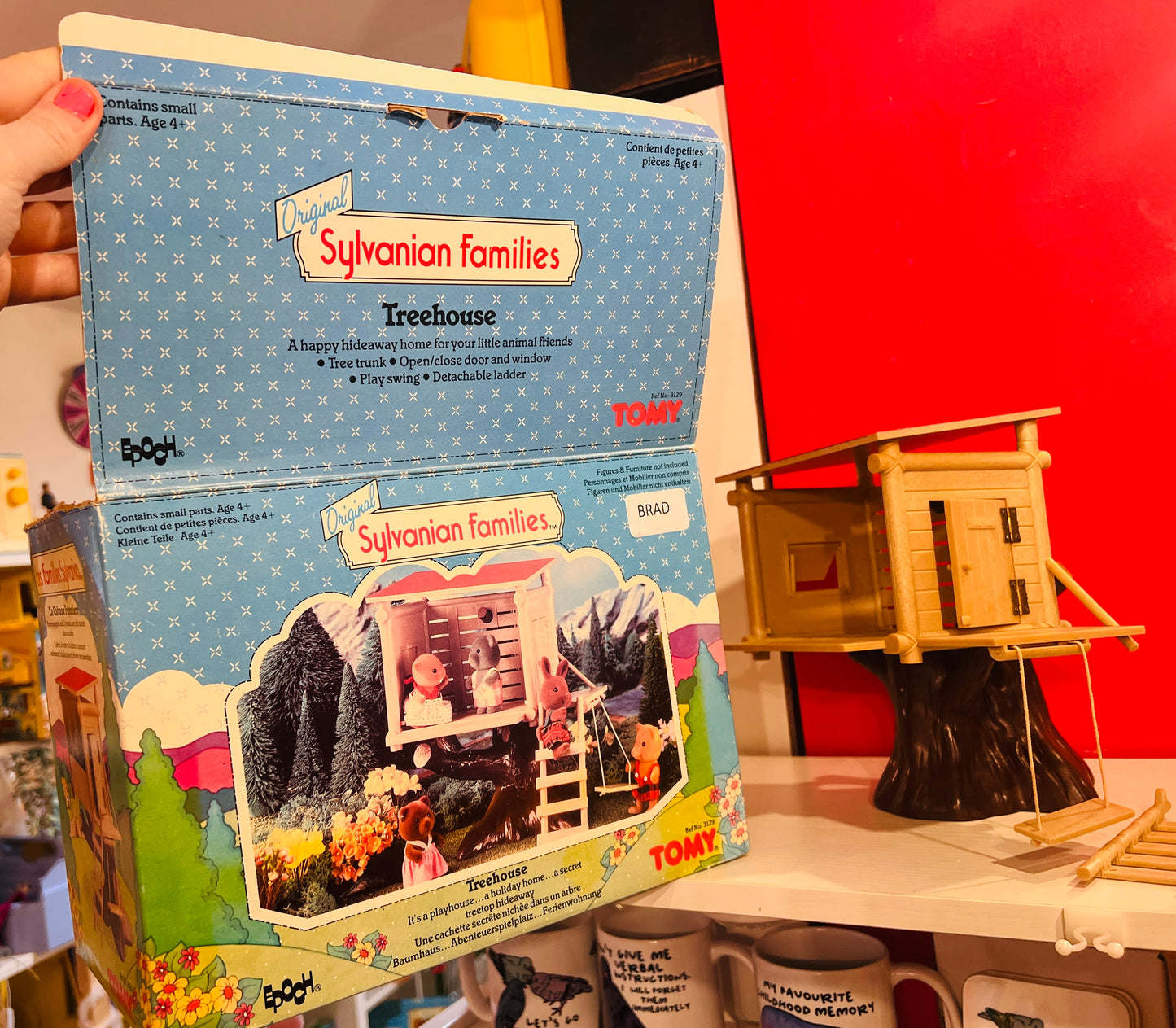 1986 Sylvanian Families Treehouse with Panda family