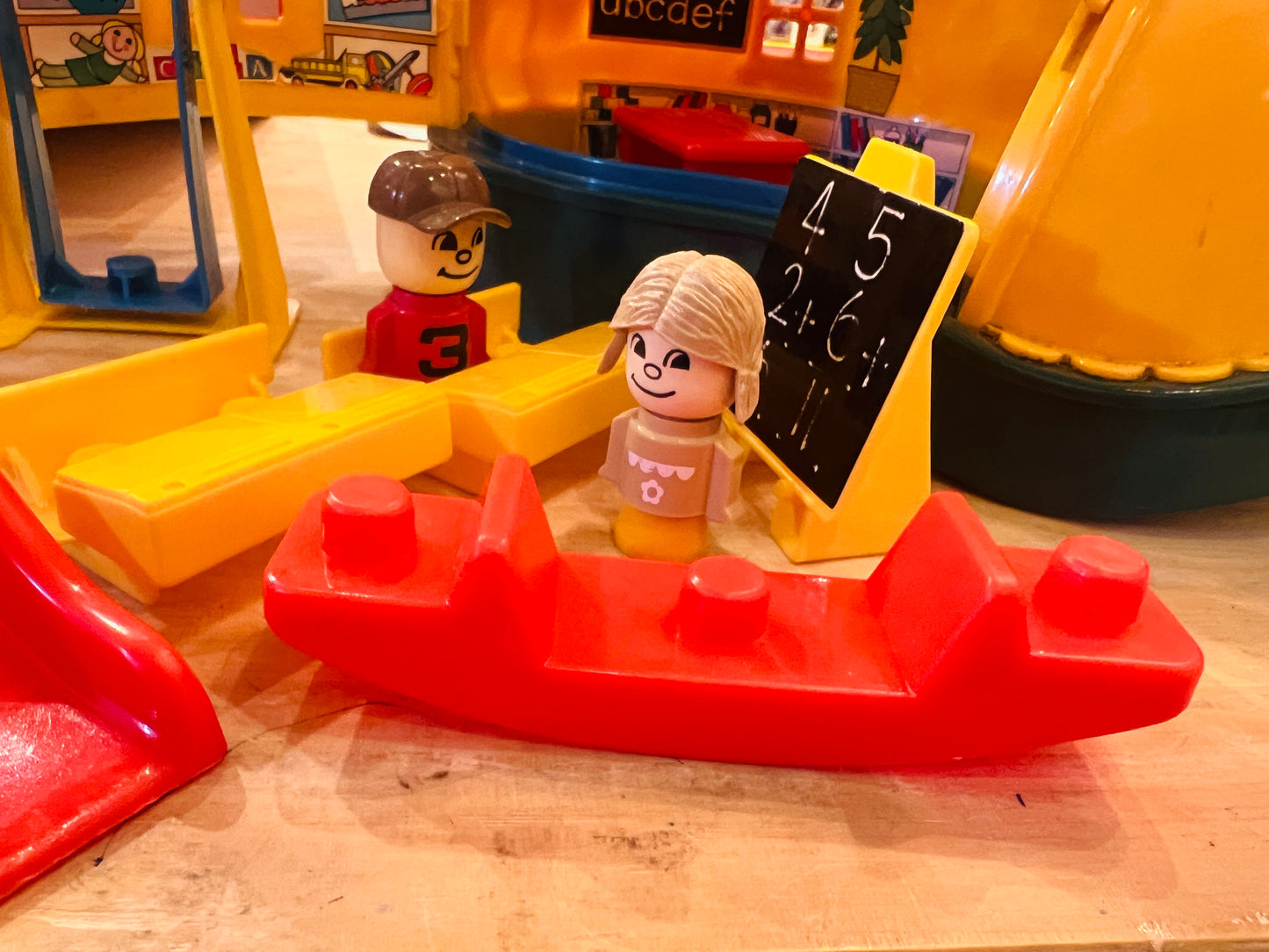 1983 Matchbox Shoe School Playlet