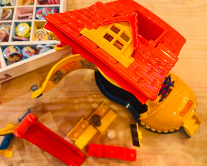1983 Matchbox Shoe School Playlet