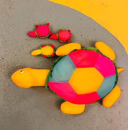 1980's Turtle plush with 3 baby turtles! (not a toy)