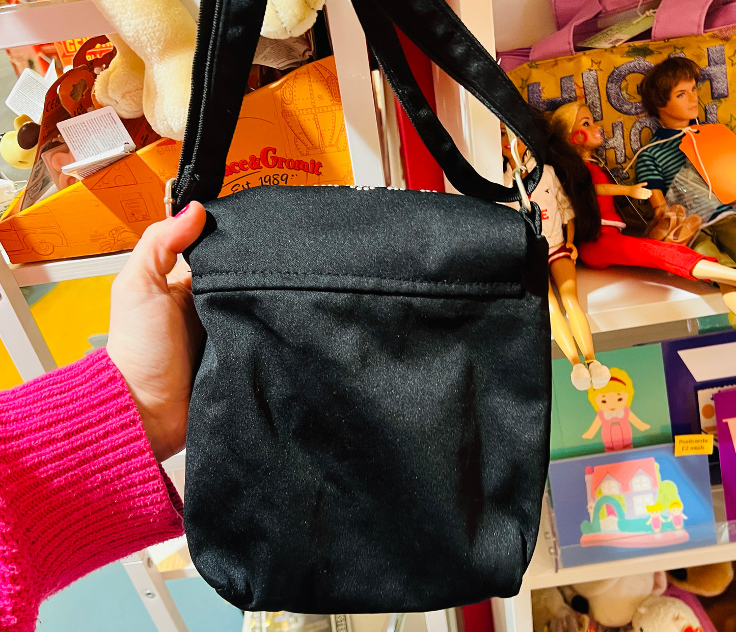 Original black High School Musical shoulder bag with original badges