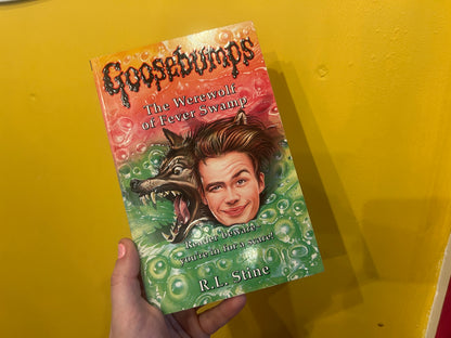 (14) The Werewolf of Fever Swamp Goosebumps book