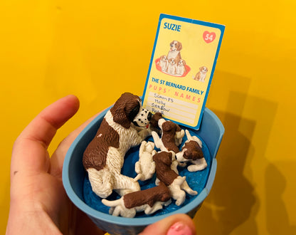 Puppy in my Pocket family with card - Suzie the St Bernard family