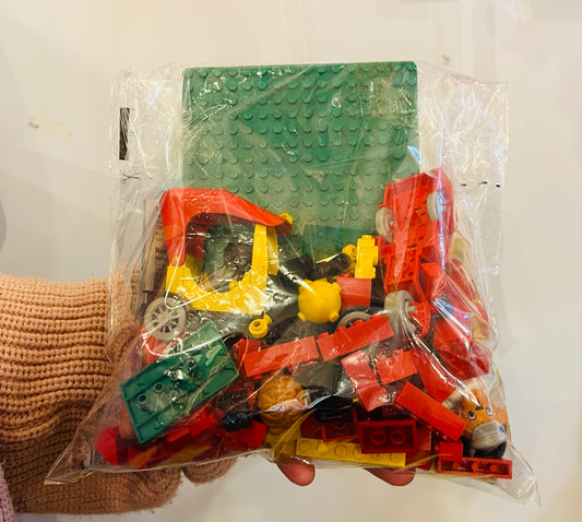 1982 Lego Fabuland Garage & Mayor with car - incomplete